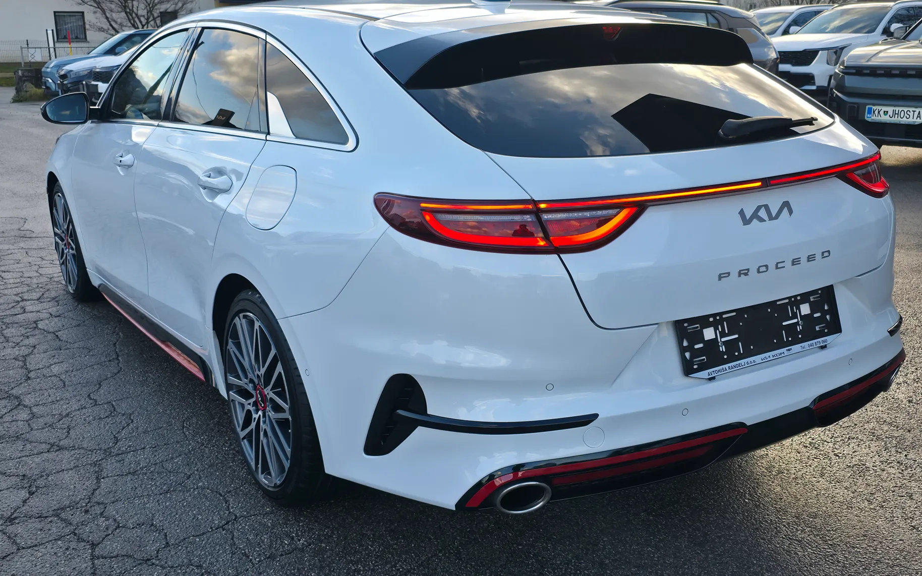 Zunanja slika - KIA ProCeed - 1.6 T-GDi 150kW GT ISG DCT... - 11