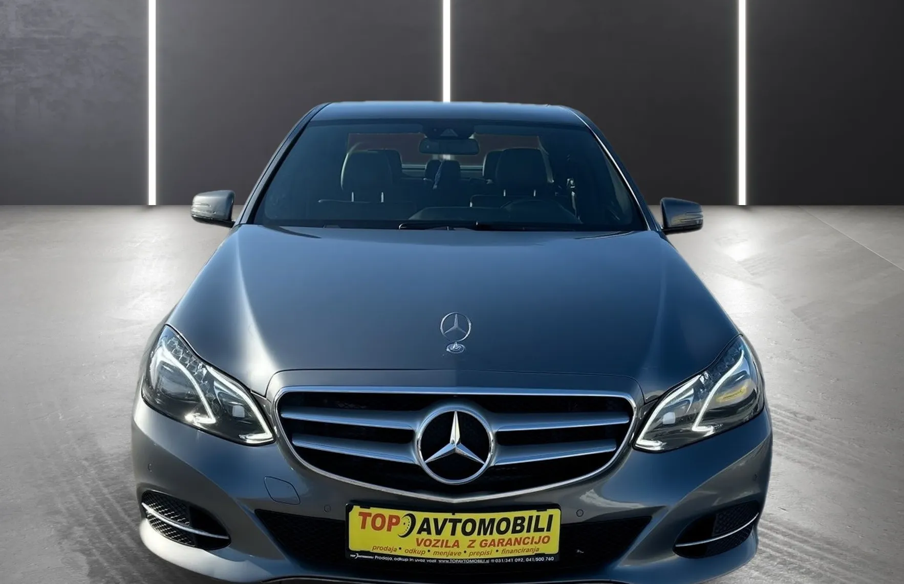 Zunanja slika - Mercedes-Benz E-Razred - 220 ELEGANCE XENON NAVI PDC KAMERA GRETJE SEDEŽEV - 11