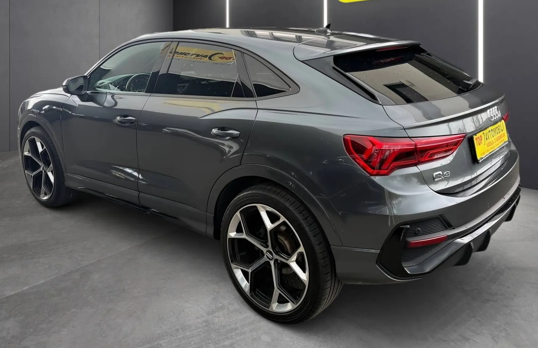 Zunanja slika - Audi Q3 - Sportback 35 TDI S LINE SPORT MATRIX ACC VIRTUAL 360°KAM TOP - 4