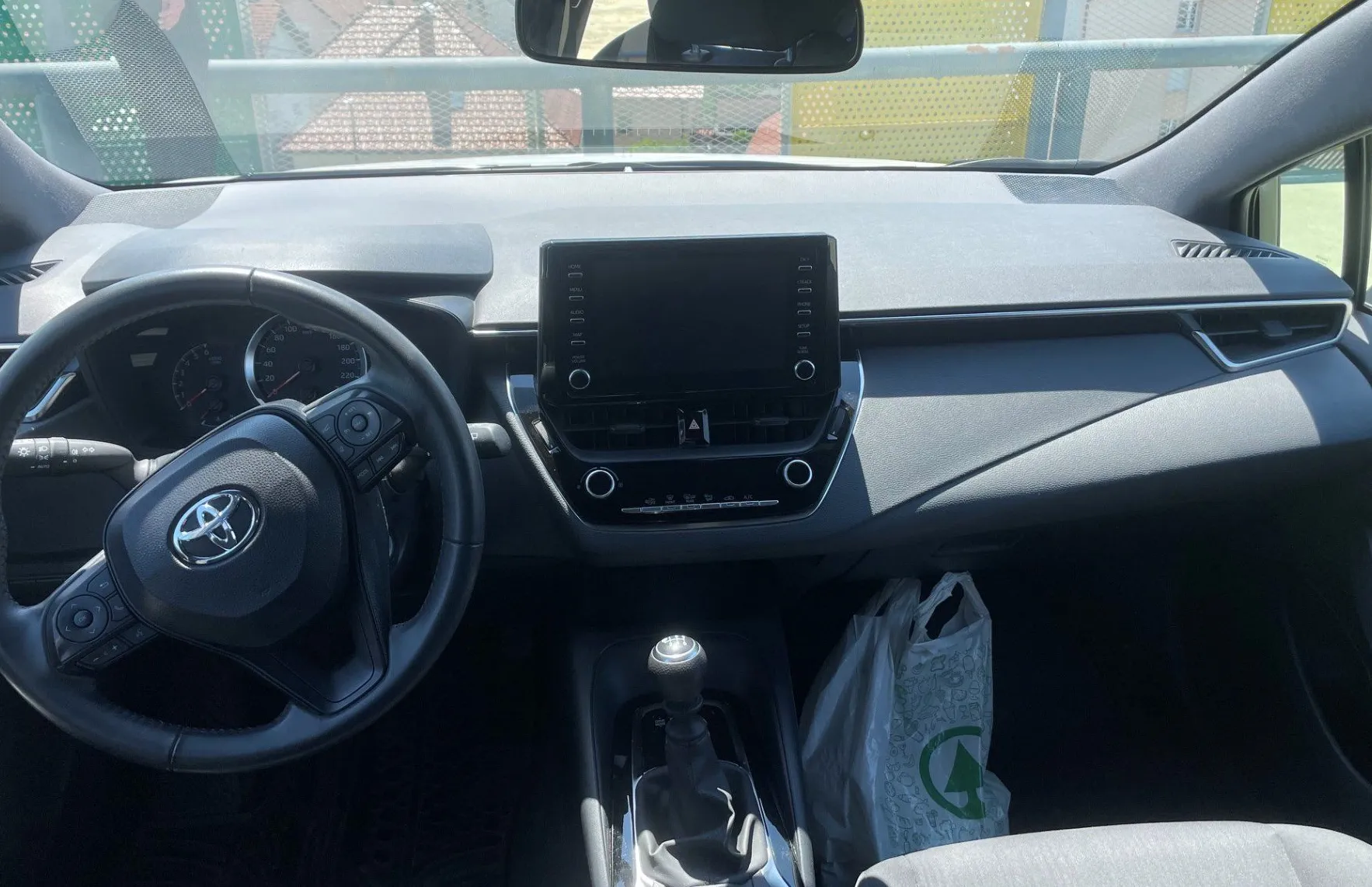 Zunanja slika - Toyota Corolla - 1.2 Turbo Terra KAMERA. - 18