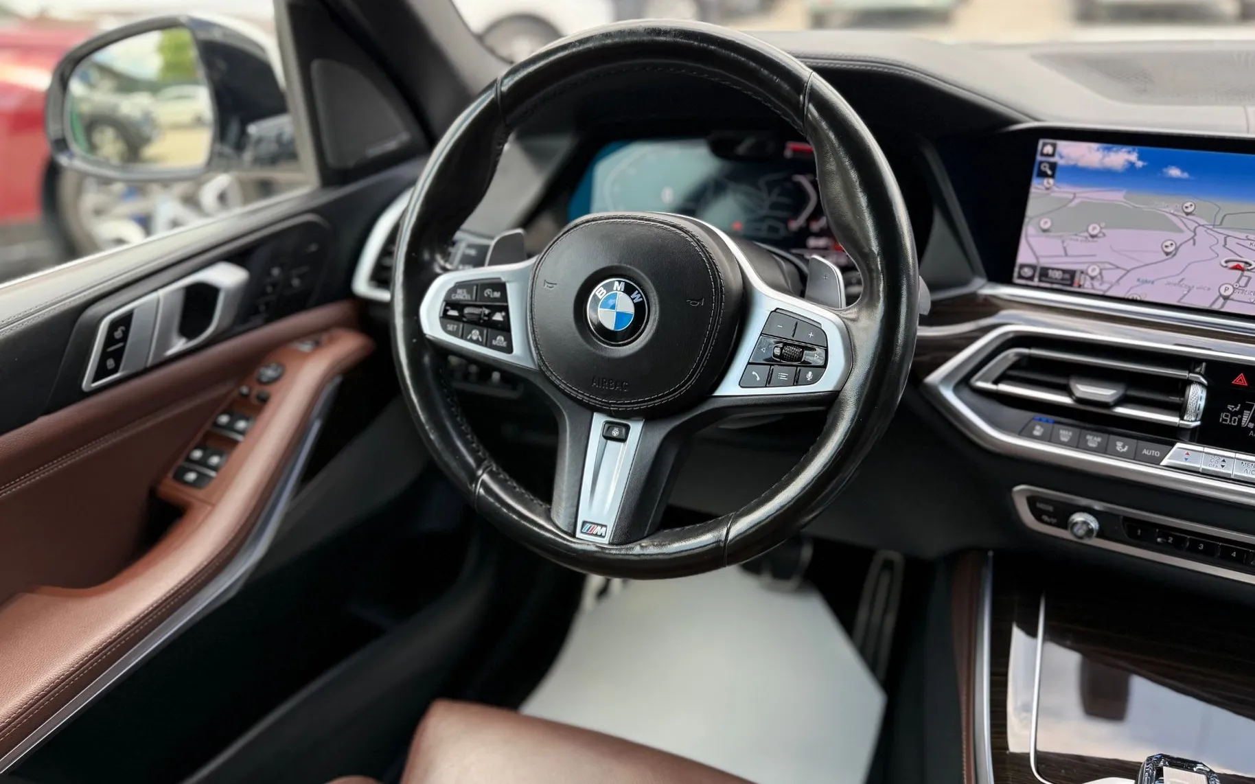 Zunanja slika - BMW X5 - serija : xDrive30d M-SPORT SLO FULL LED ZRAČNO ACC ALU21 - 17