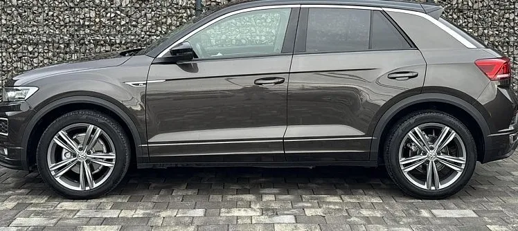 Zunanja slika - VW T-Roc - 1.5 TSI|R-Line|Virtual|ACC|PotrjenaServ.| - 7