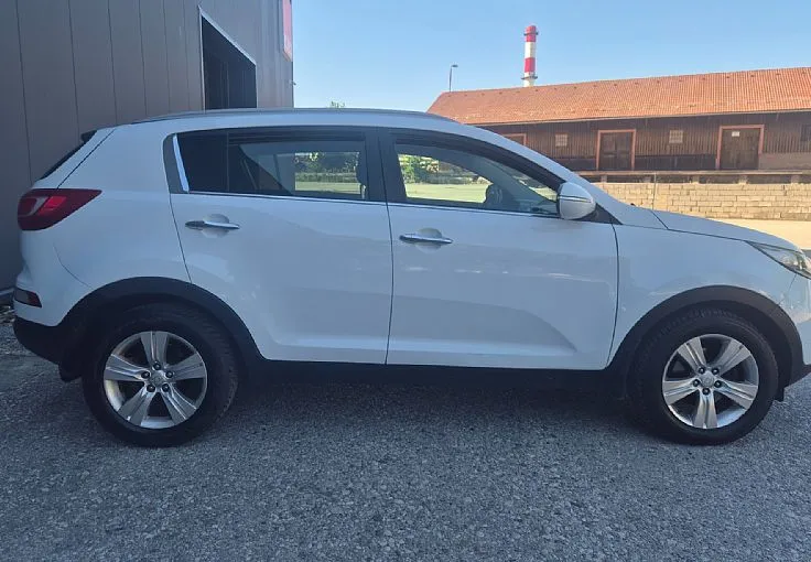 Zunanja slika - KIA Sportage - 1.7 CRDi + BREZ POLOGA TUDI ZA TUJCE - 4