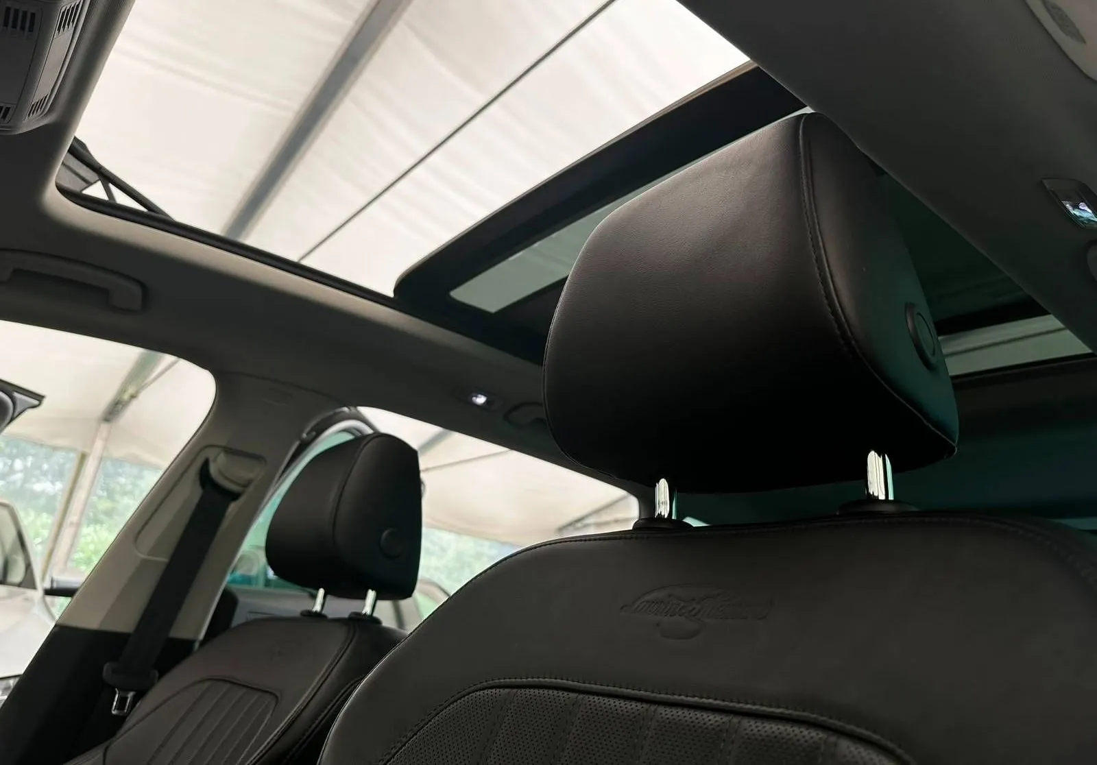 Notranja slika - Škoda Superb - 2.0TDI-L K-DSG-PANORAMA-USNJE-SLO-NAVI-ACC-CANTON - 7
