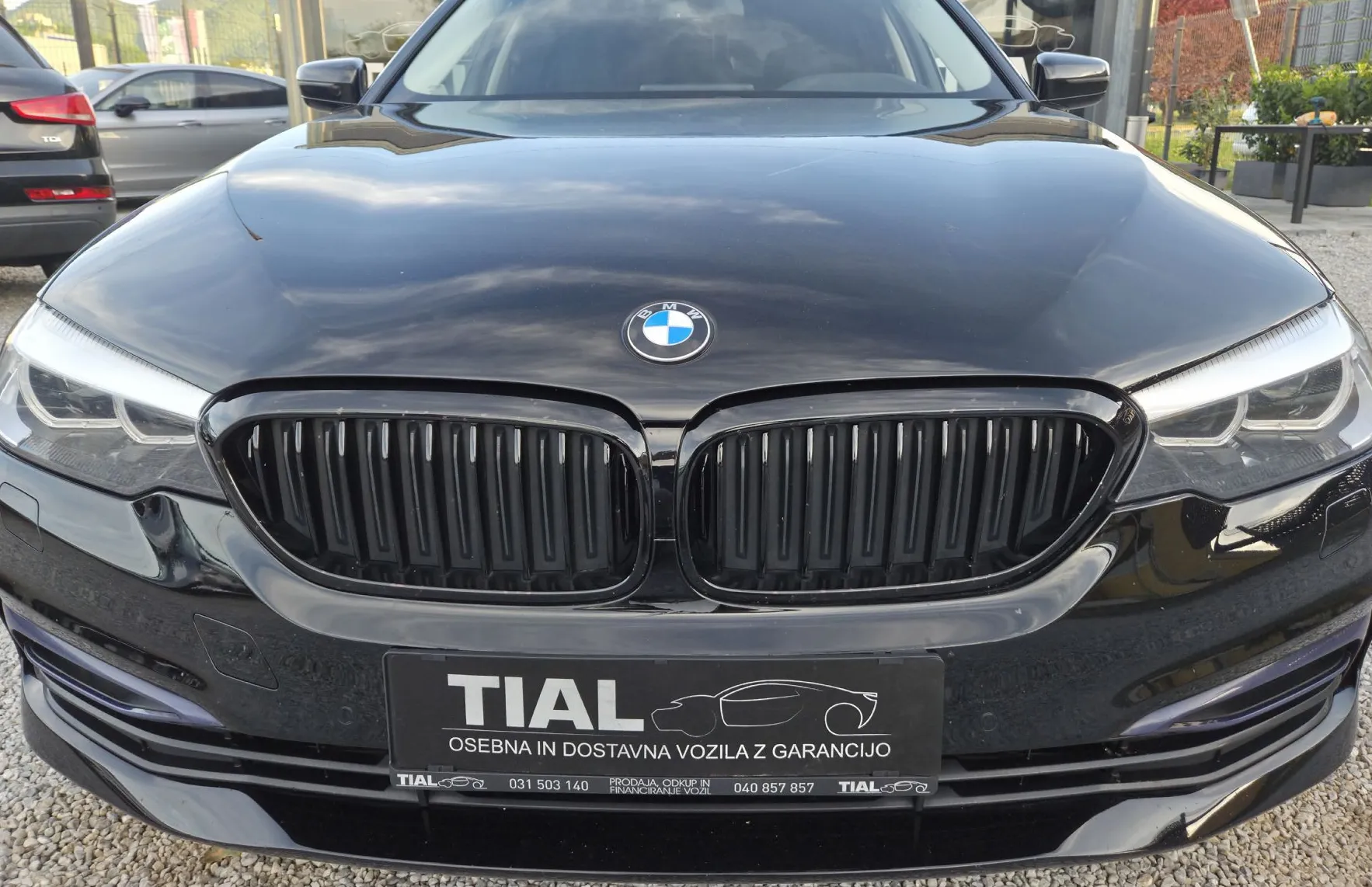 Zunanja slika - BMW Serija 5 - Touring: 520d Touring Avt. - 2