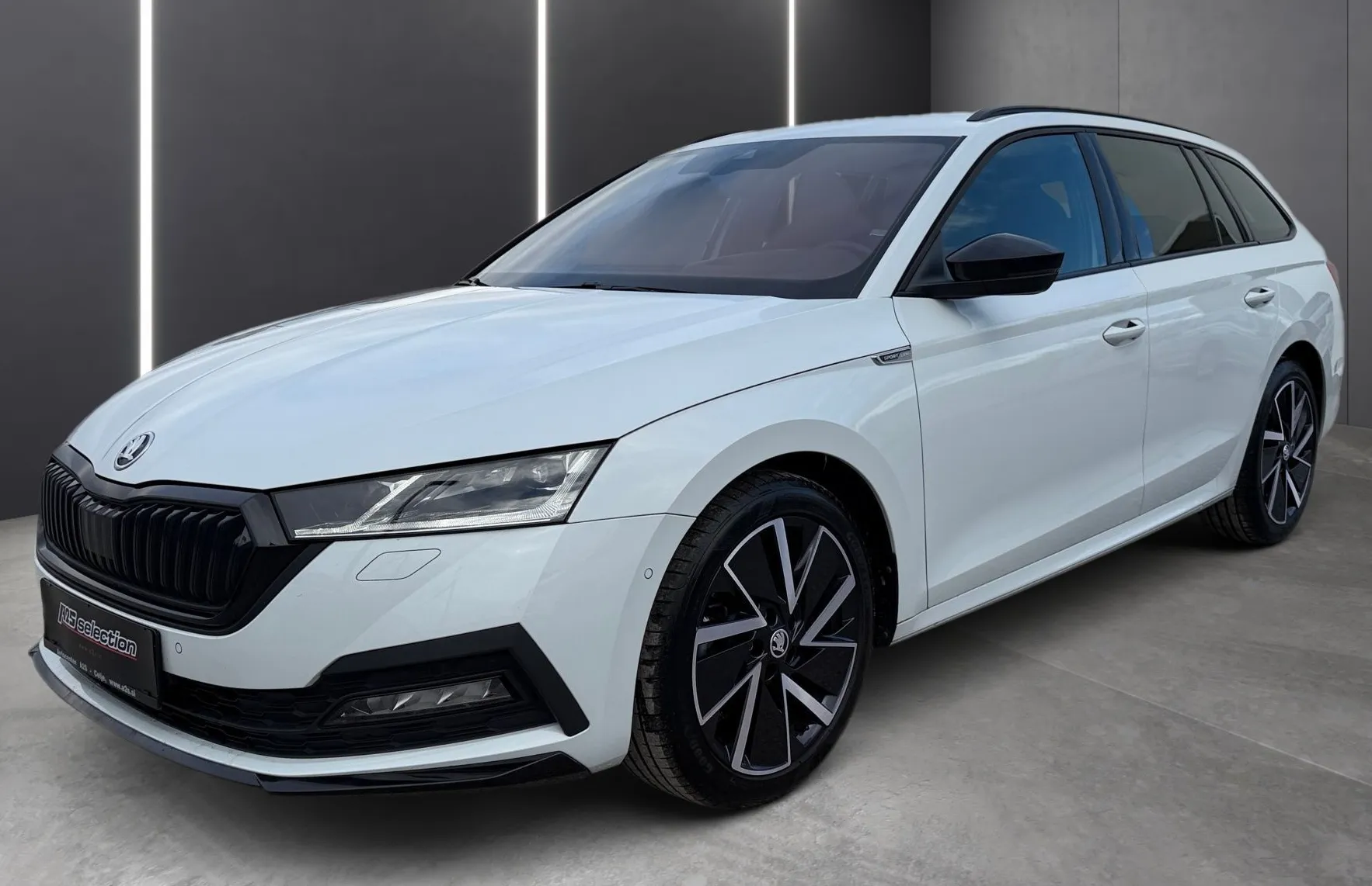 Zunanja slika - Škoda Octavia - 2.0 TDI Sportline 110 kW DSG-DCC-ACC-Matrix-Kame - 1