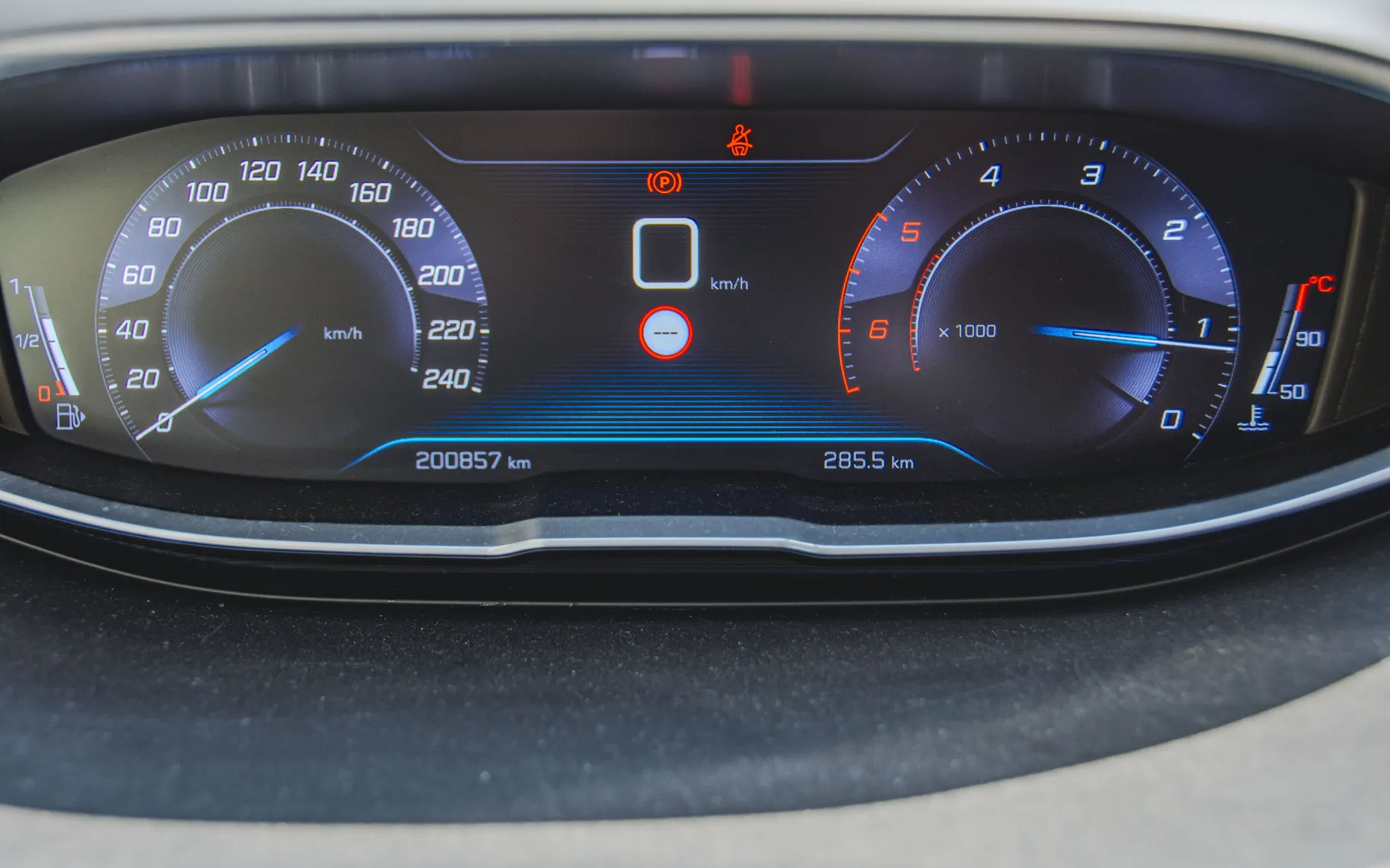 Zunanja slika - Peugeot 3008 - Peugeot  1.6 BlueHDi 120 SS Active-LED-TEMP-LANE-17C - 14