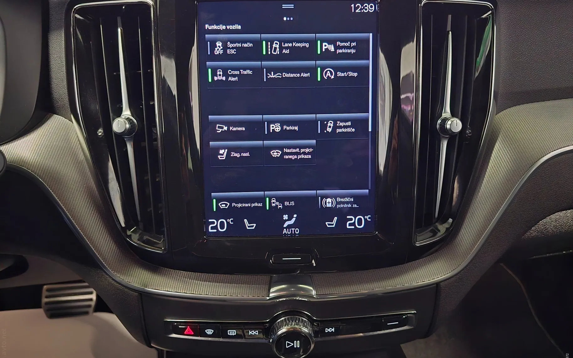 Notranja slika - Volvo XC60 - B4D R-Design Avt.- LED.usnje+mem.360kam.HUD.Harman - 19