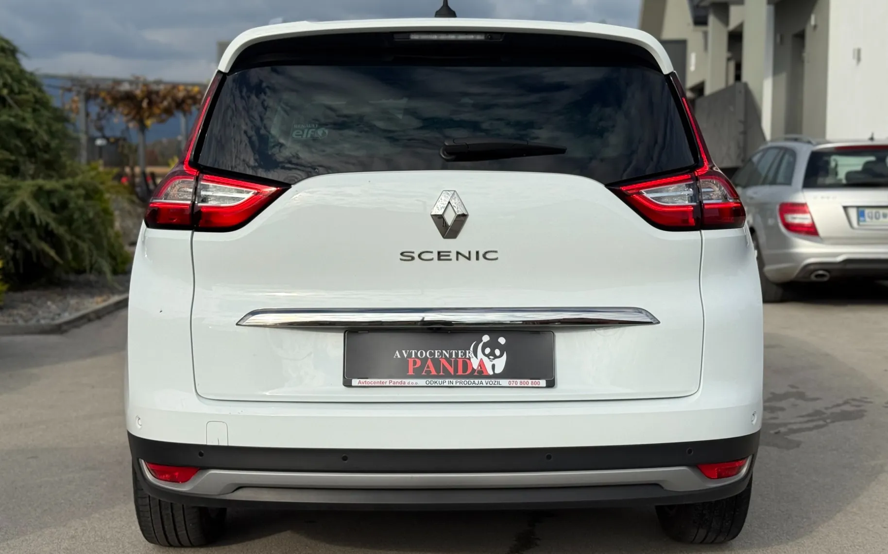 Zunanja slika - Renault Scénic - Grand  dCi 110 Energy Bose EDC - 6