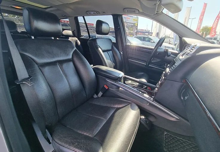 Zunanja slika - Mercedes-Benz GL-Razred - GL 320 CDI 4MATIC.AMG.WEBASTO.ZRAČNO VZM.1LASTNIK - 10