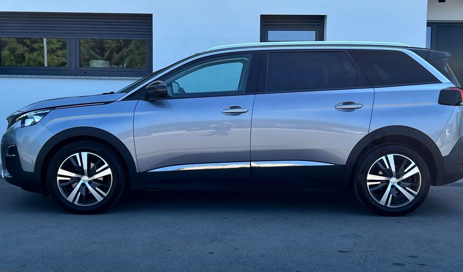 Zunanja slika - Peugeot 5008 - ALLURE+SLO+FULL LED+ALU+KEYLESS GO+HI-FI - 5