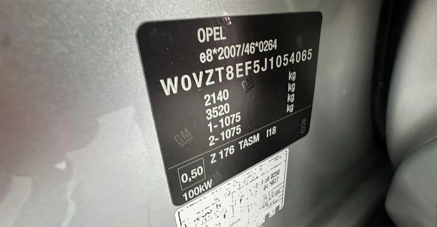 Zunanja slika - Opel Insignia - 1.6 CDTi.USNJE.NAREJEN VEL.SERVIS+MENJALNIKU - 5