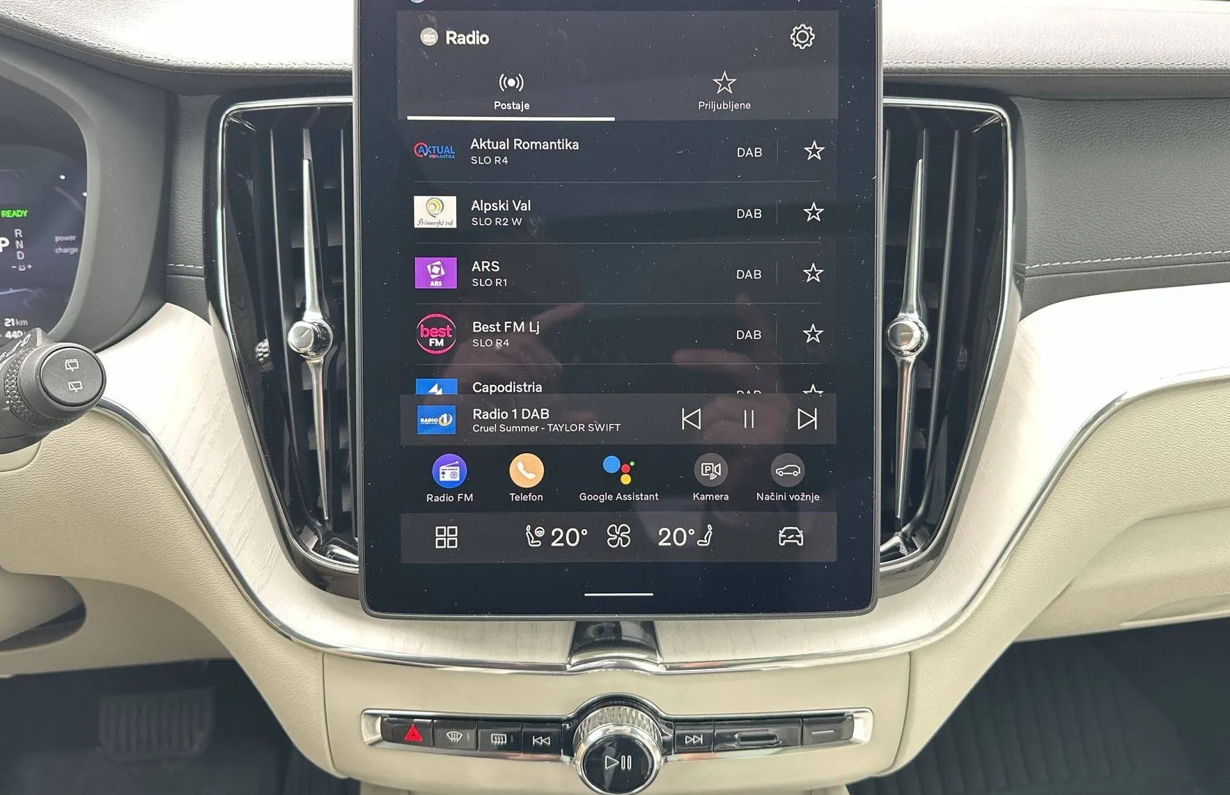 Zunanja slika - Volvo XC60 - T8 AWD Recharge Twin Engine Ultra Dark Avt - 15