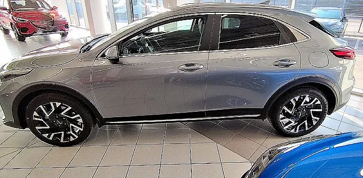 Zunanja slika - KIA XCeed - 1.6 T-GDi EX WAY 7 DCT - 3