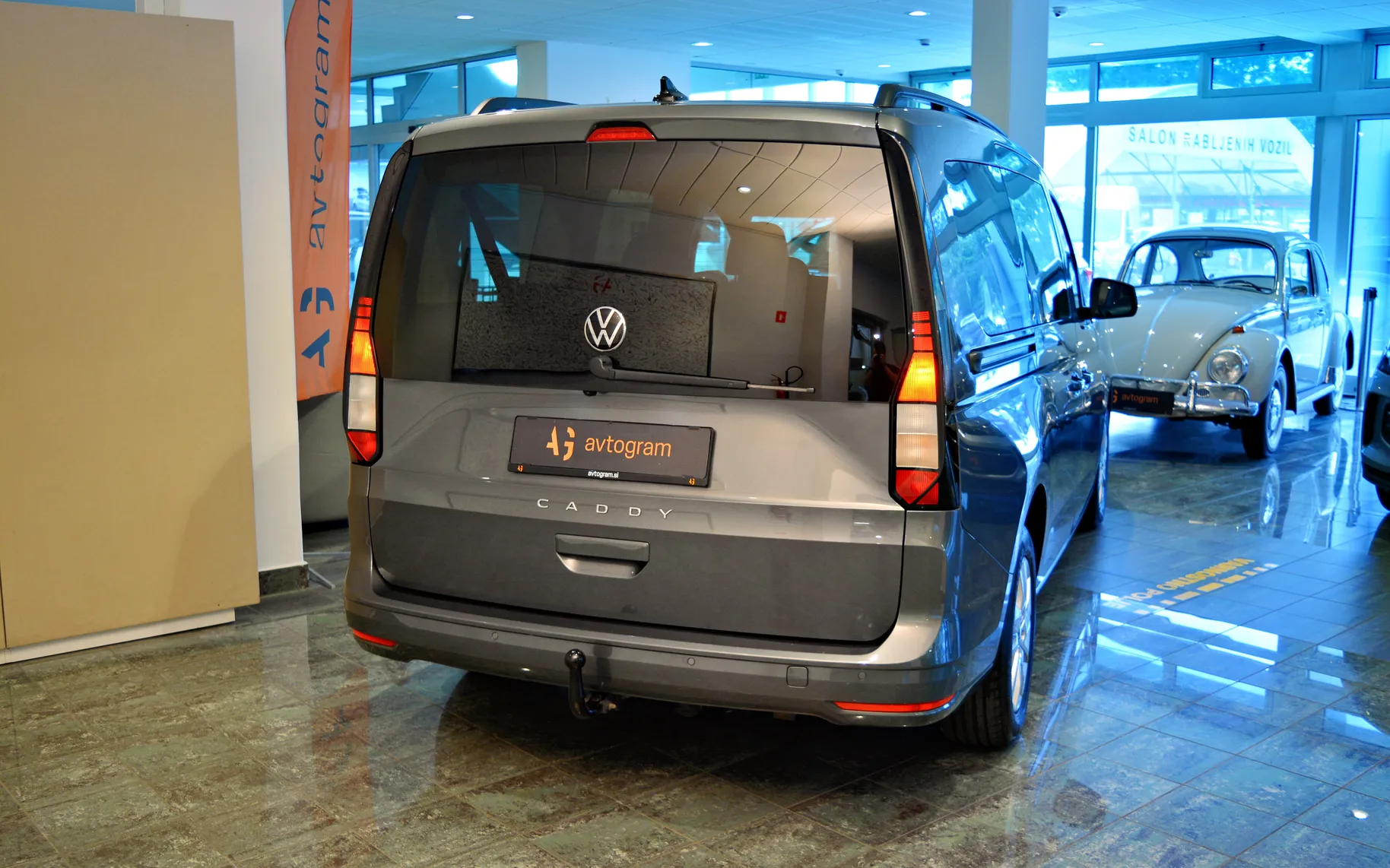 Zunanja slika - Volkswagen Caddy - 2,0 TDI Highline - 4