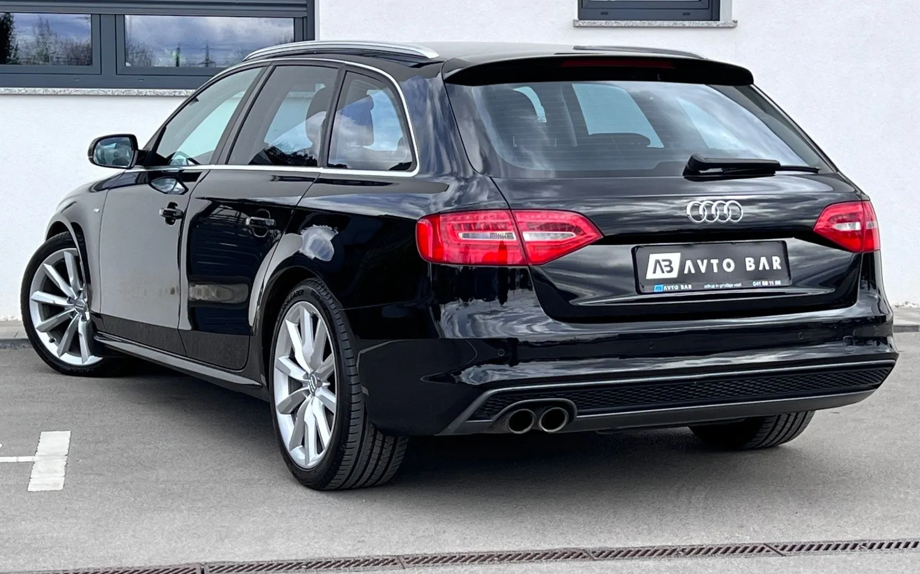 Notranja slika - Audi A4 Avant - 2.0 TDI S-LINE+Style Sport 110  150 +ACC+AUTOHOLD. - 8