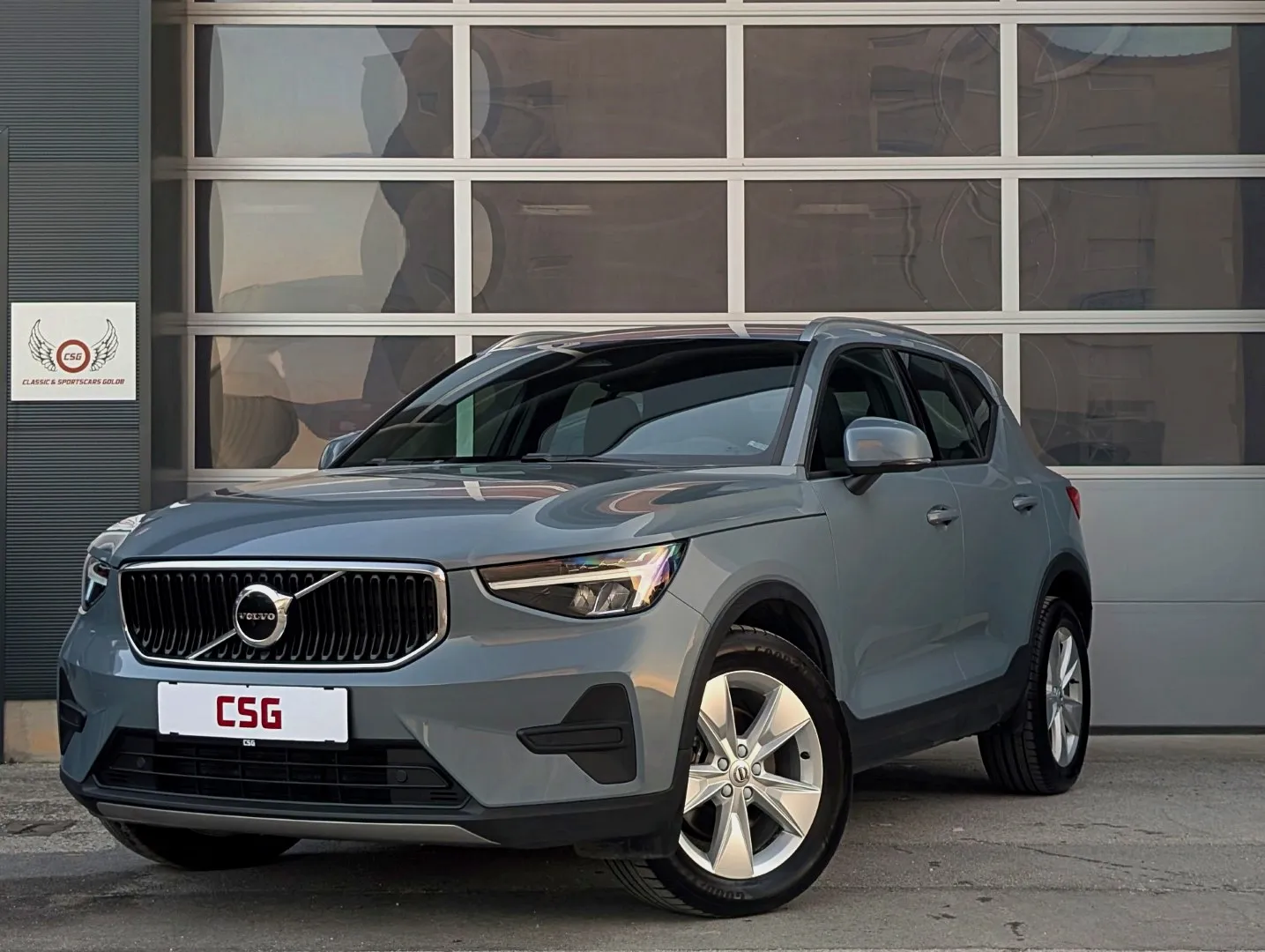 Zunanja slika - Volvo XC40 - 2.0 B3 aut. LED|Kamera|Navi|2xPDC|Keyless - 3