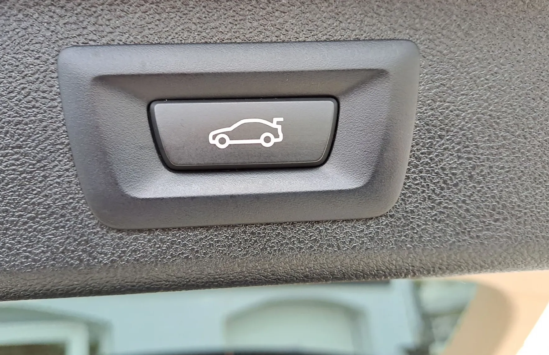 Zunanja slika - BMW Serija 5 - Touring: 520d  AT - 18