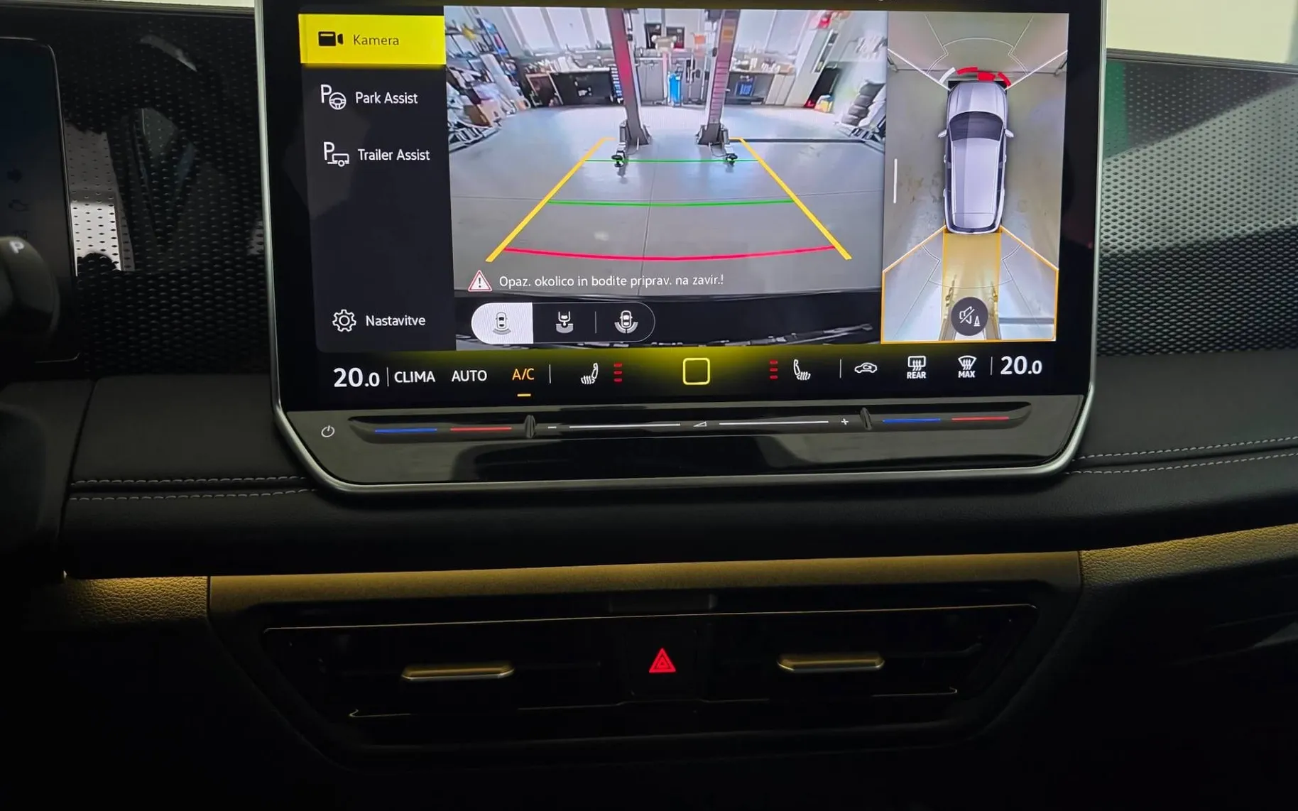Notranja slika - Volkswagen Tiguan - 1.5 eTSI GOAL DSG - LED Plus.360kam.asistence.navi - 17