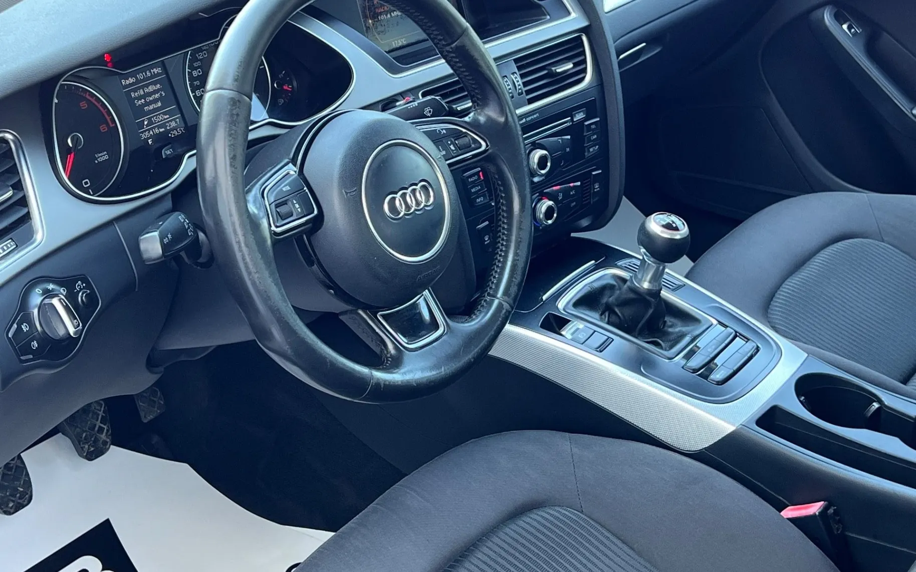 Notranja slika - Audi A4 - 2.0 TDI+PDC+TEP+ALU... - 9