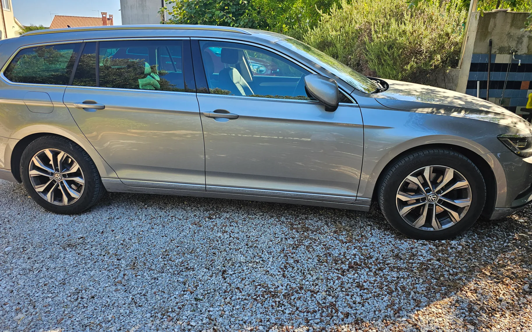 Zunanja slika - Volkswagen Passat - Variant 2,0 TDI BMT Highline DSG - 3