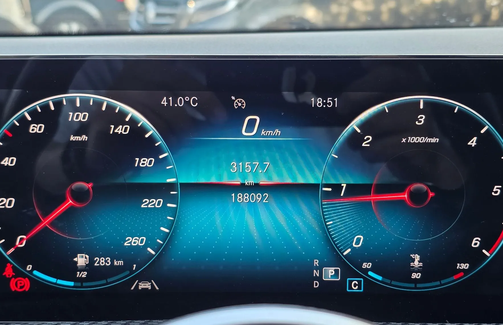 Zunanja slika - Mercedes-Benz A-Razred - A LIMUZINA 180D LED-WIDESCR-KAMERA-GRETJE SEDEŽEV - 17