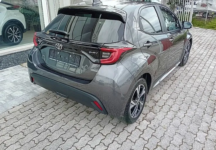 Zunanja slika - Toyota Yaris - 1.5 VVT-i hibrid Sol ASSIST 85kW - 3