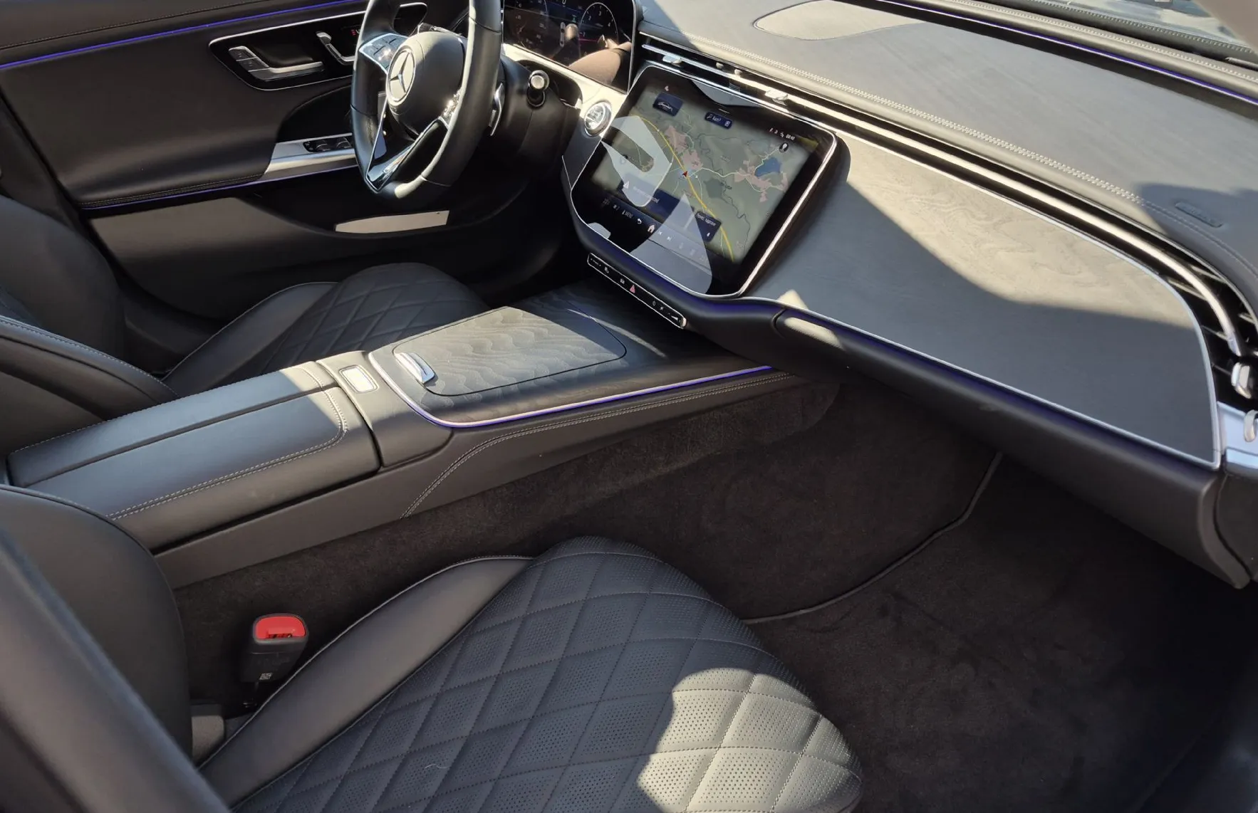 Zunanja slika - Mercedes-Benz E-Razred - E 220 d Exclusive Premium + AIRMATIC - 9