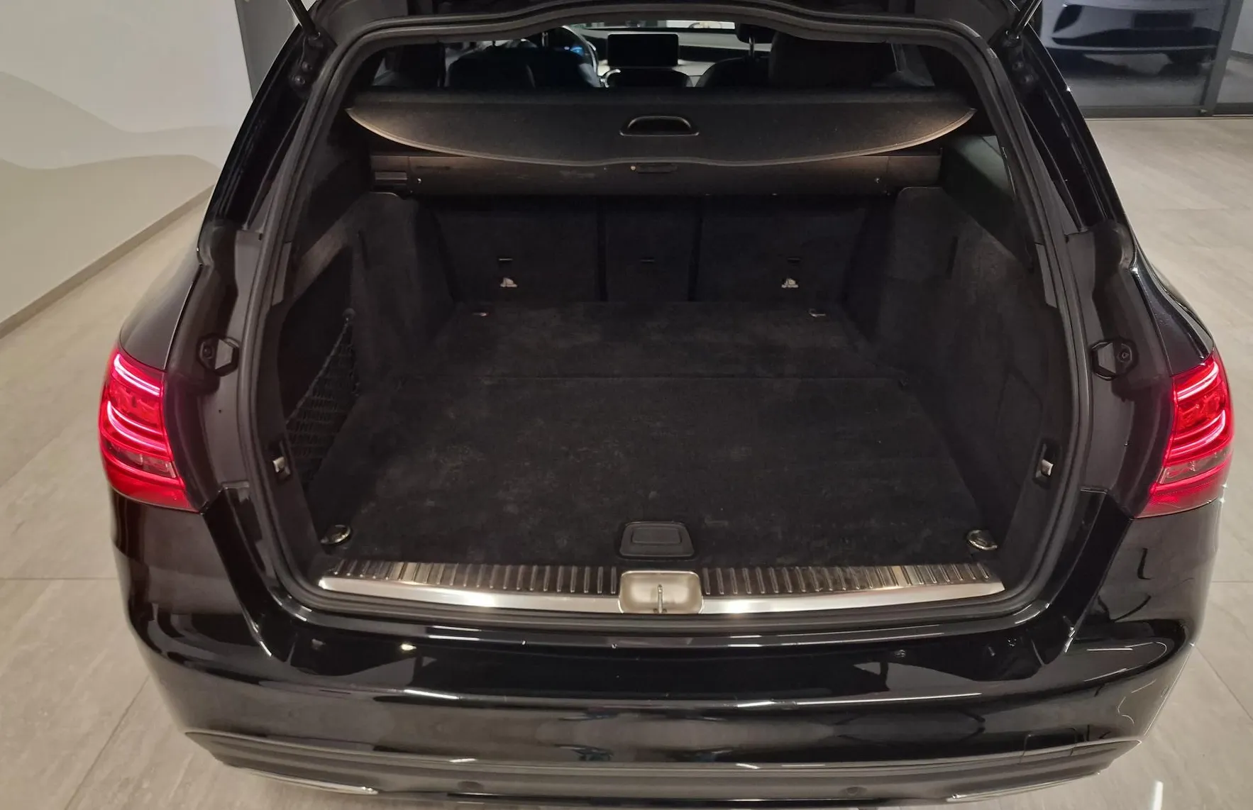 Zunanja slika - Mercedes-Benz C-Razred - C 220 d 4MATIC|AMG|VIRTUAL|KAMERA|ACC|FULL LED - 8