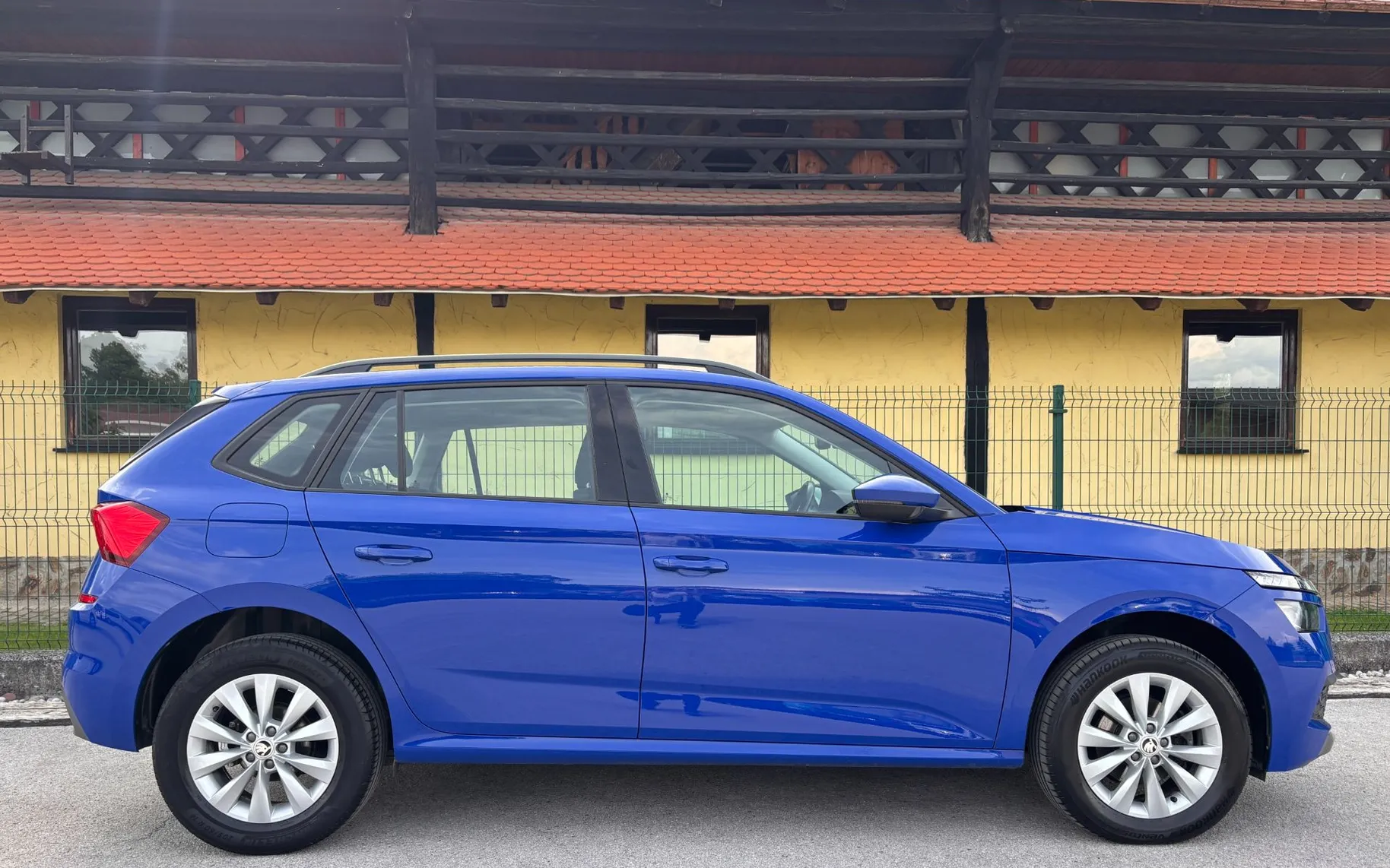 Zunanja slika - Škoda Kamiq - 1.6 TDI AUT. - 6