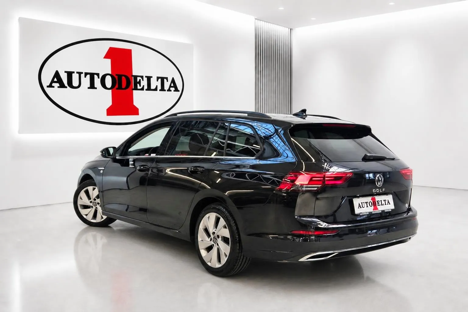 Zunanja slika - Volkswagen Golf Variant - 2.0 TDI BMT Style DSG - 3