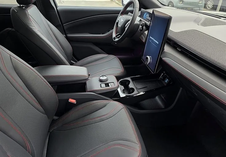 Zunanja slika - Ford Mustang Mach-e - 91kWh 216kW samodejni zadnji Premium - 6