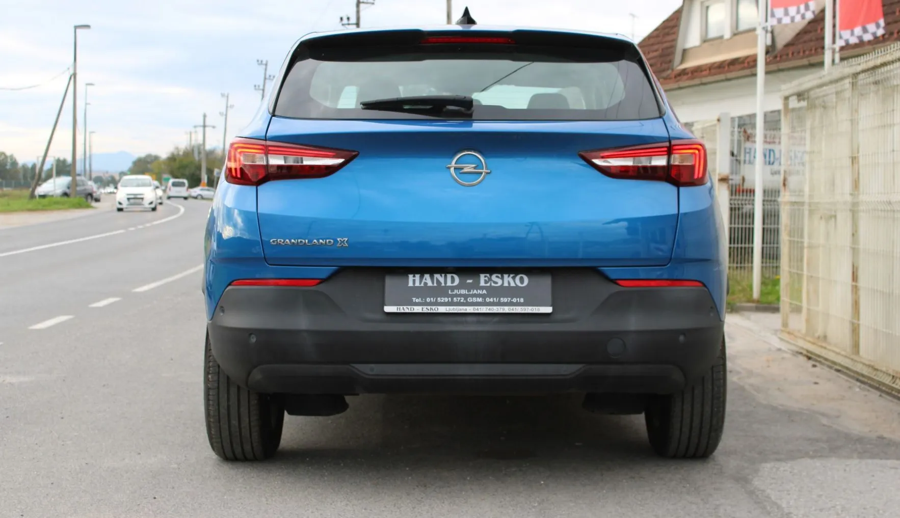 Zunanja slika - Opel Grandland X - 1.2 TURBO 96KW AUTO NAVI-ALU-PDC 360-KAMERA - 6