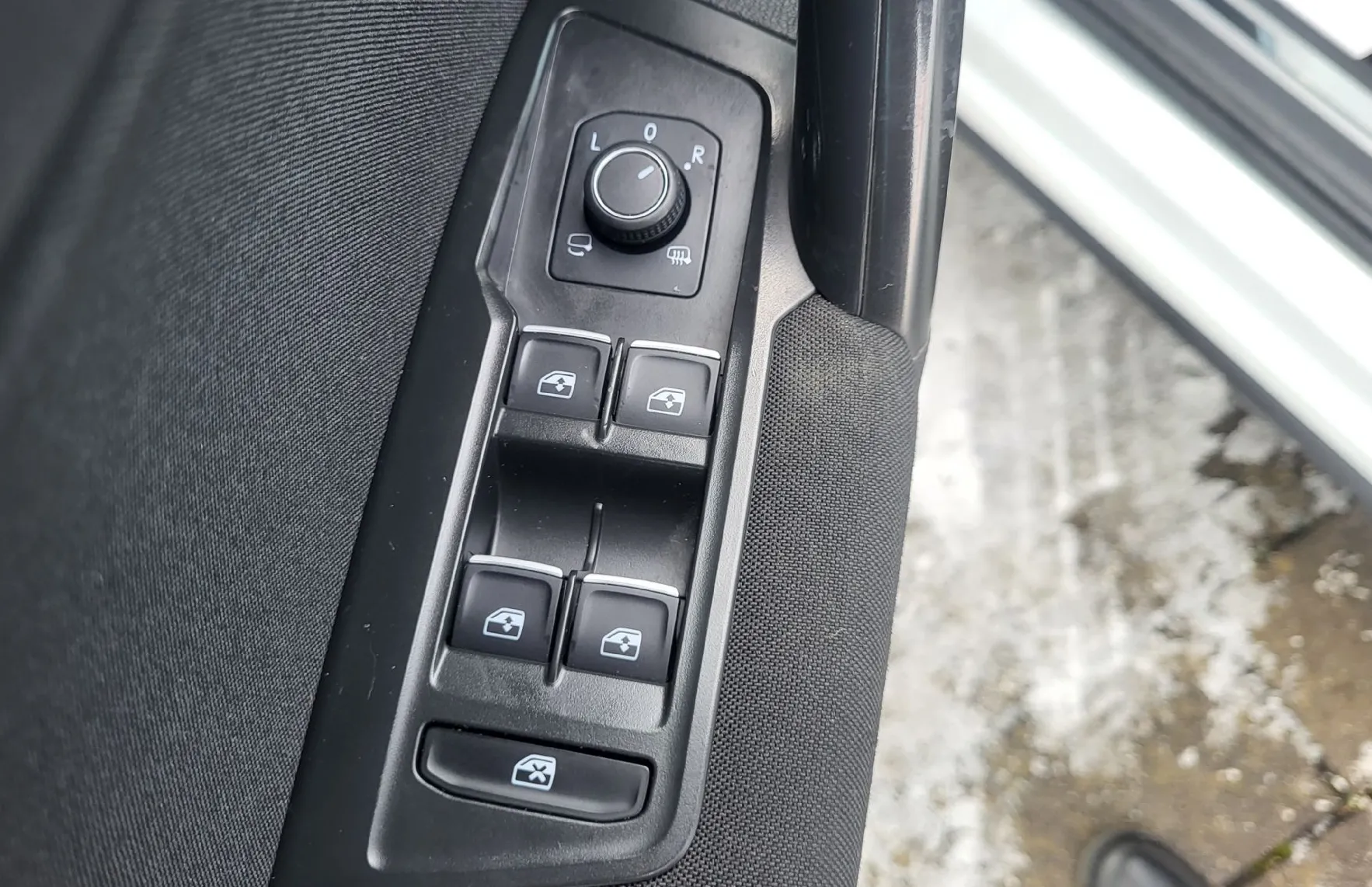 Zunanja slika - Volkswagen Tiguan Allspace - 2.0 TDI DSG1last-acc-radar-pdc-alu-navi-Head-up - 15