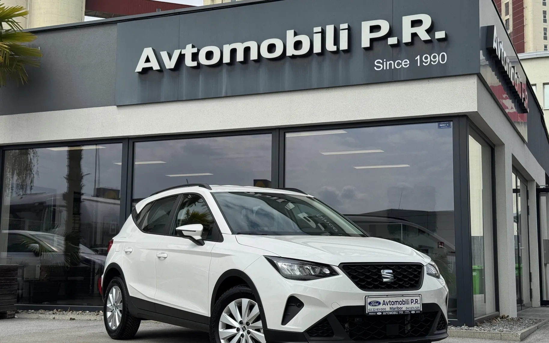 Zunanja slika - Seat Arona - 1.0 TSI 115KM HOLA SLO poreklo 1.LASTNIK ODLIČNA - 3