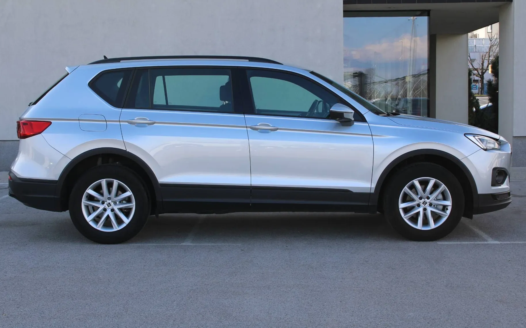 Zunanja slika - Seat Tarraco - 2.0 TDI 110KW STYLE DSG LED VIRTUAL NAVI PDC... - 6