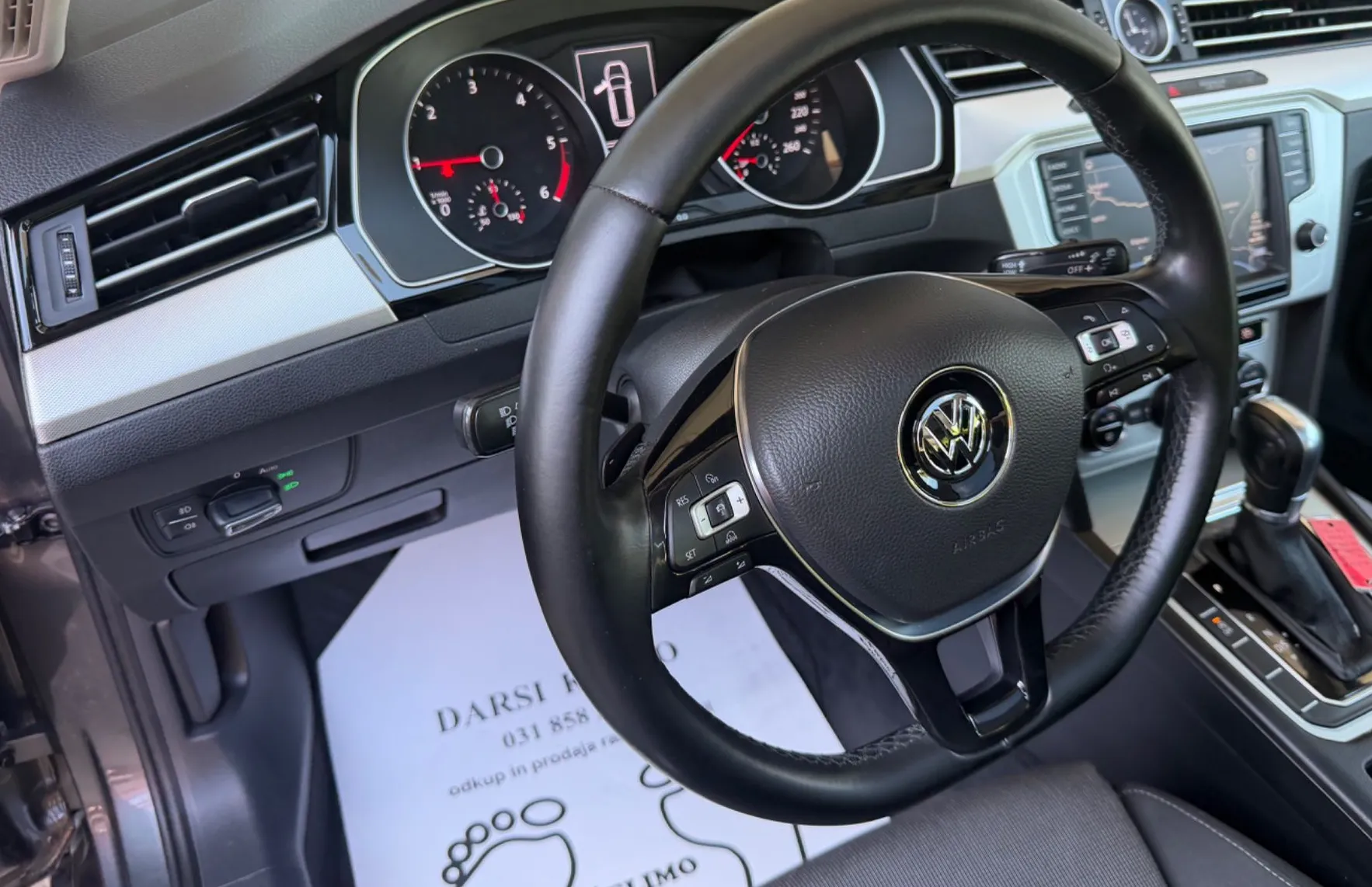 Zunanja slika - Volkswagen Passat - Variant 2.0 TDI DSG FULL LED ACC NAVI PANO PRIKLOP ALU18 - 18