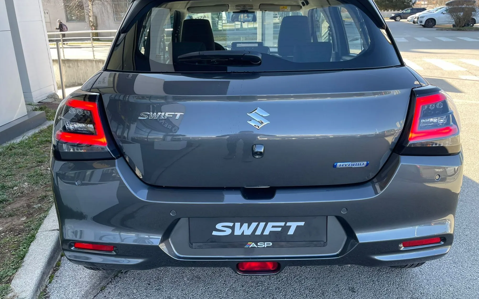 Zunanja slika - Suzuki Swift - 1.2 HIBRID COMFORT - 6