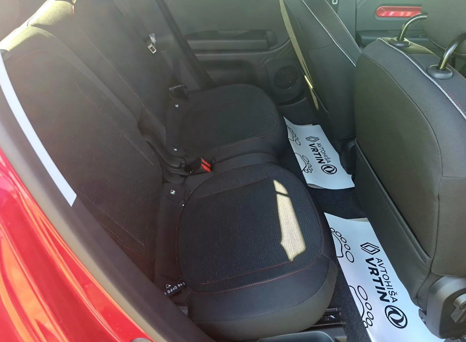 Zunanja slika - Renault Twingo - E-Tech Techno - 8