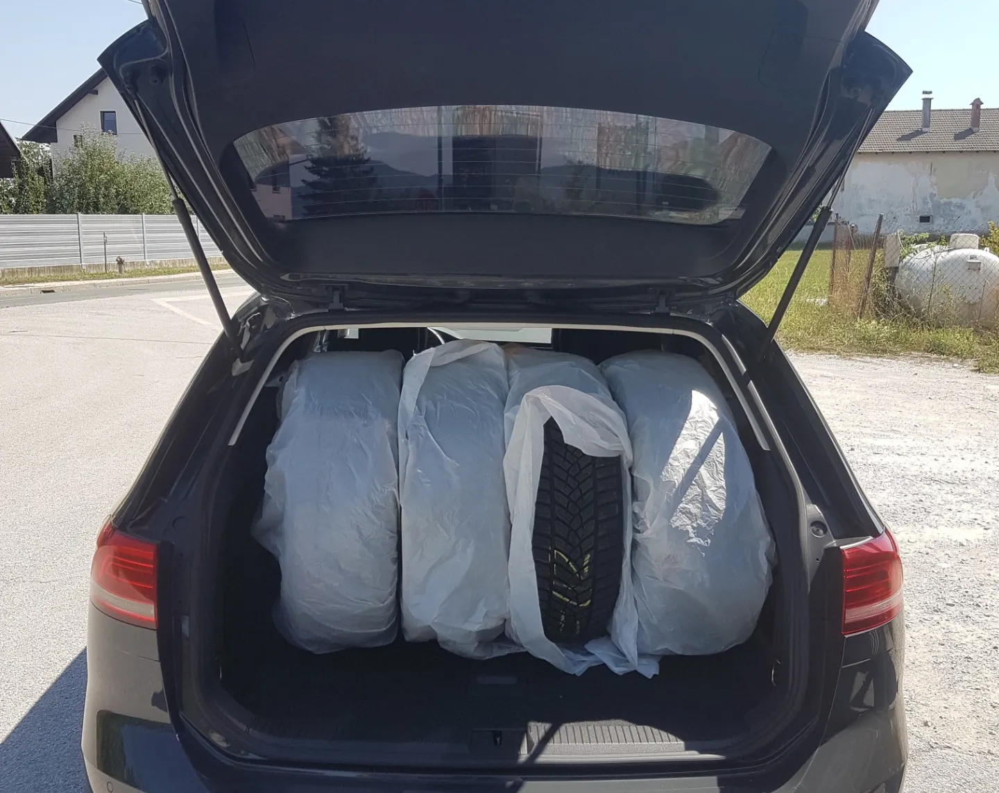 Zunanja slika - Volkswagen Passat - 2,0 TDI BMT Highline - 9