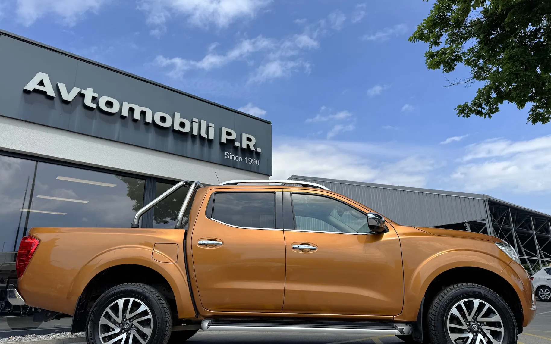 Zunanja slika - Nissan Navara - Tekna 2.3DCI AVT. 4x4 DK - SLO POREKLO - 97.000 km - 6