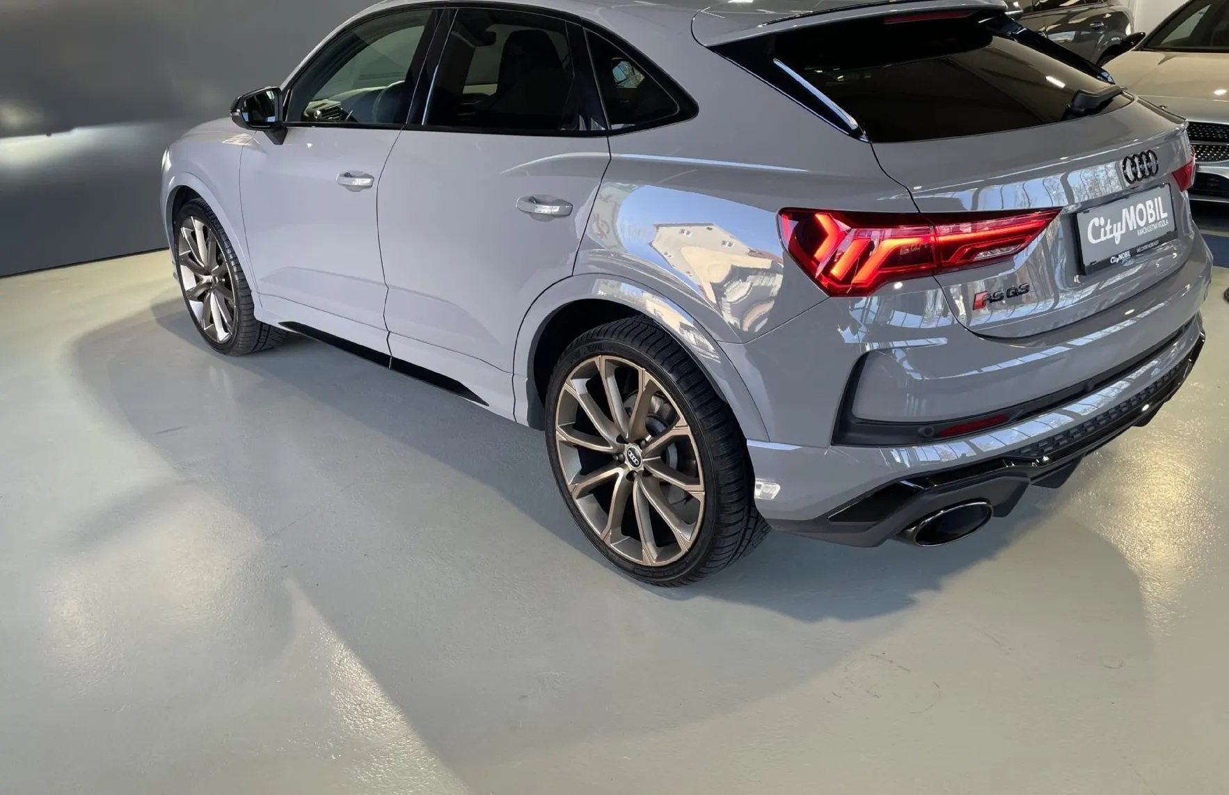 Zunanja slika - Audi RS Q3 Sportback - RSQ3-SPORTBACK-1.LAST-VIRTUAL-MATRIX-NAVI-GRETJE - 7