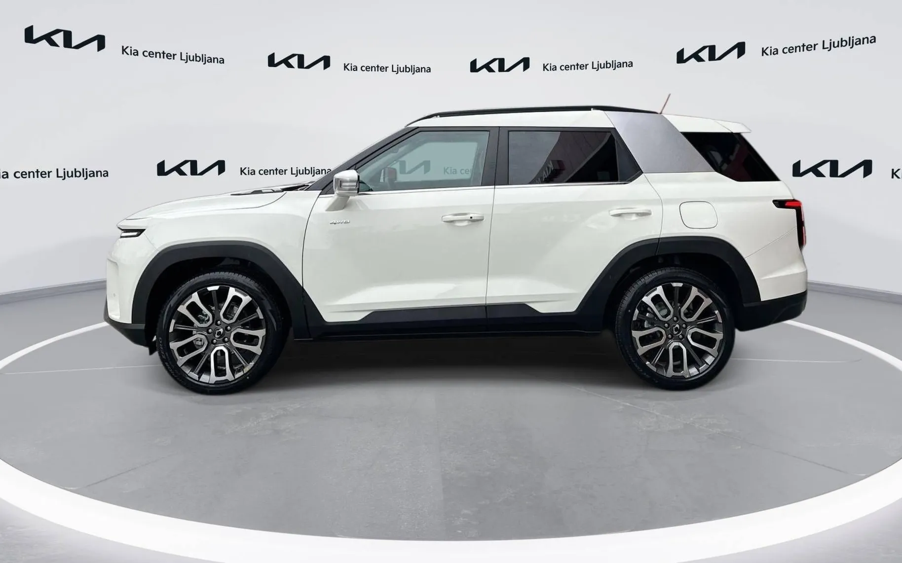 Zunanja slika - SsangYong Torres - 1.5 T-GDI PREMIUM 4WD AT - 8