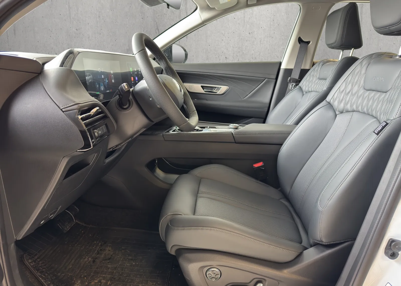 Zunanja slika - Dongfeng Huge - 1.5T EXECUTIVE + 360 + KAMERA + RADAR + BLIS +ADAS - 6