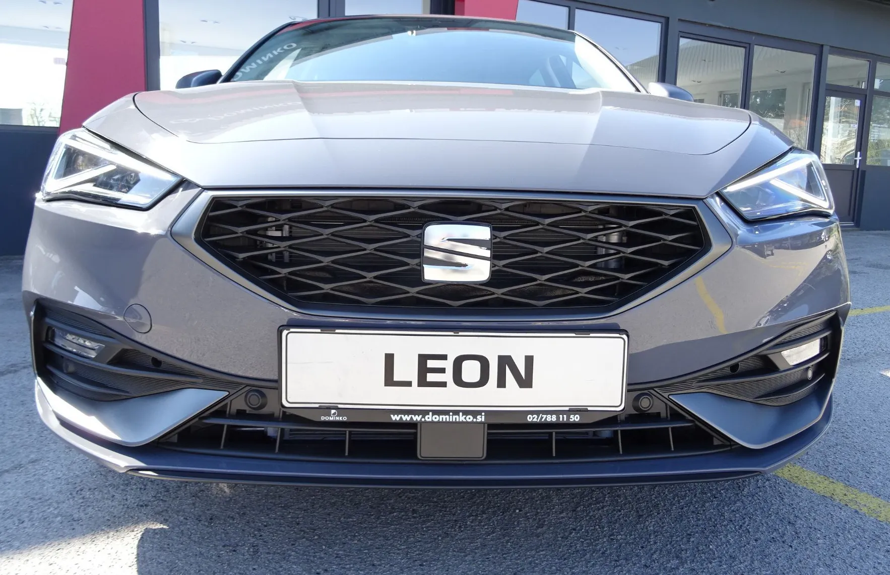 Zunanja slika - Seat Leon - 1.5 TSI 85KW FR - VLEČNA KLJUKA - - 2