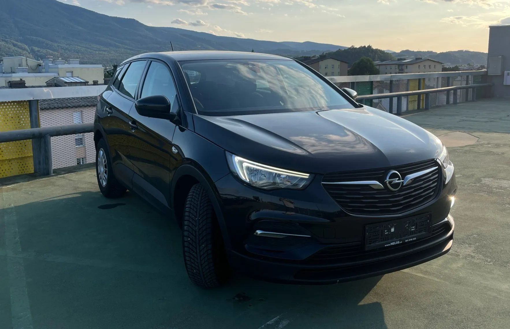 Zunanja slika - Opel Grandland X - 1.5 CDTI Design Line.96 KW.DIZEL.111.000 KM - 3