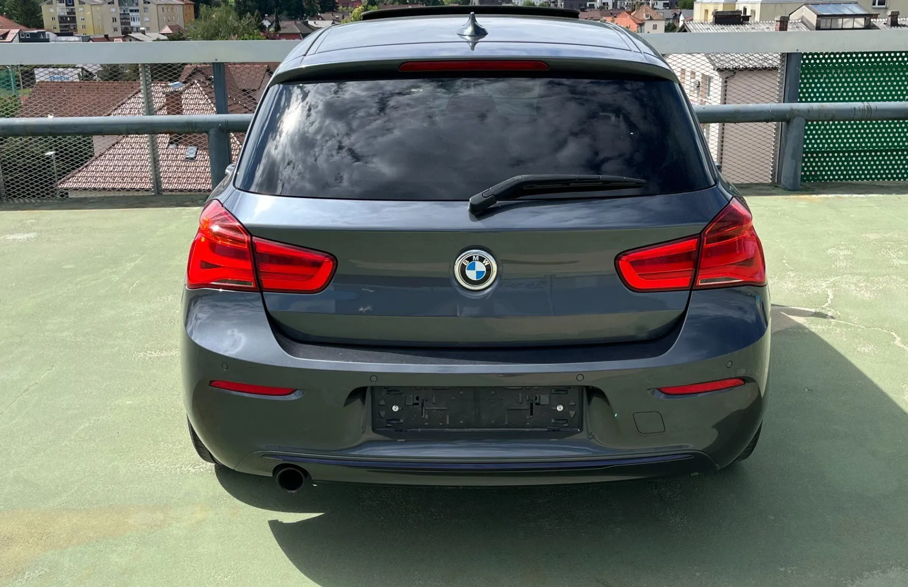 Zunanja slika - BMW Serija 1 - : 116d Sport Line AVT. LED. PANO. 2X PDC. TEMPOM. - 6