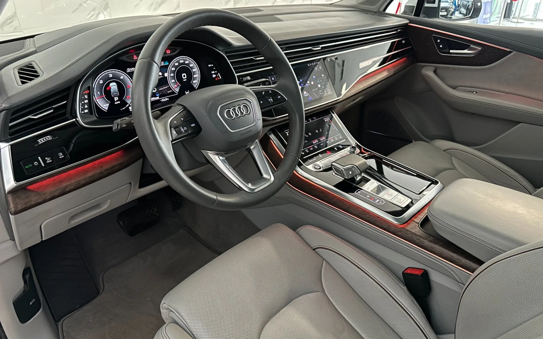 Notranja slika - Audi Q7 - 50TDI|Q|S-Line|Pano|Air|Masaža|Hlaj|360K|4WS|HUD| - 9