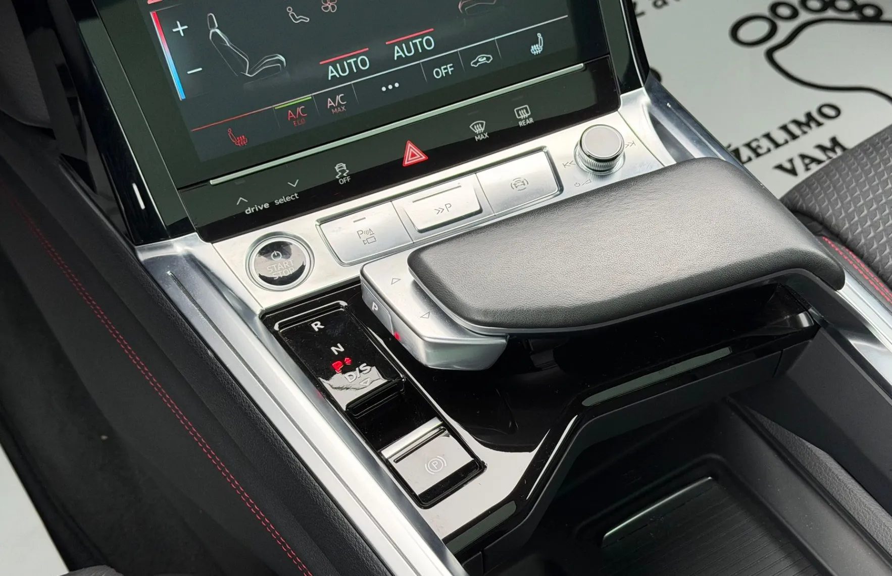 Zunanja slika - Audi Q8 e-tron Sportback - 55 quattro S-line MATRIX|KEYLESS|BO|SOFT CLOS - 14