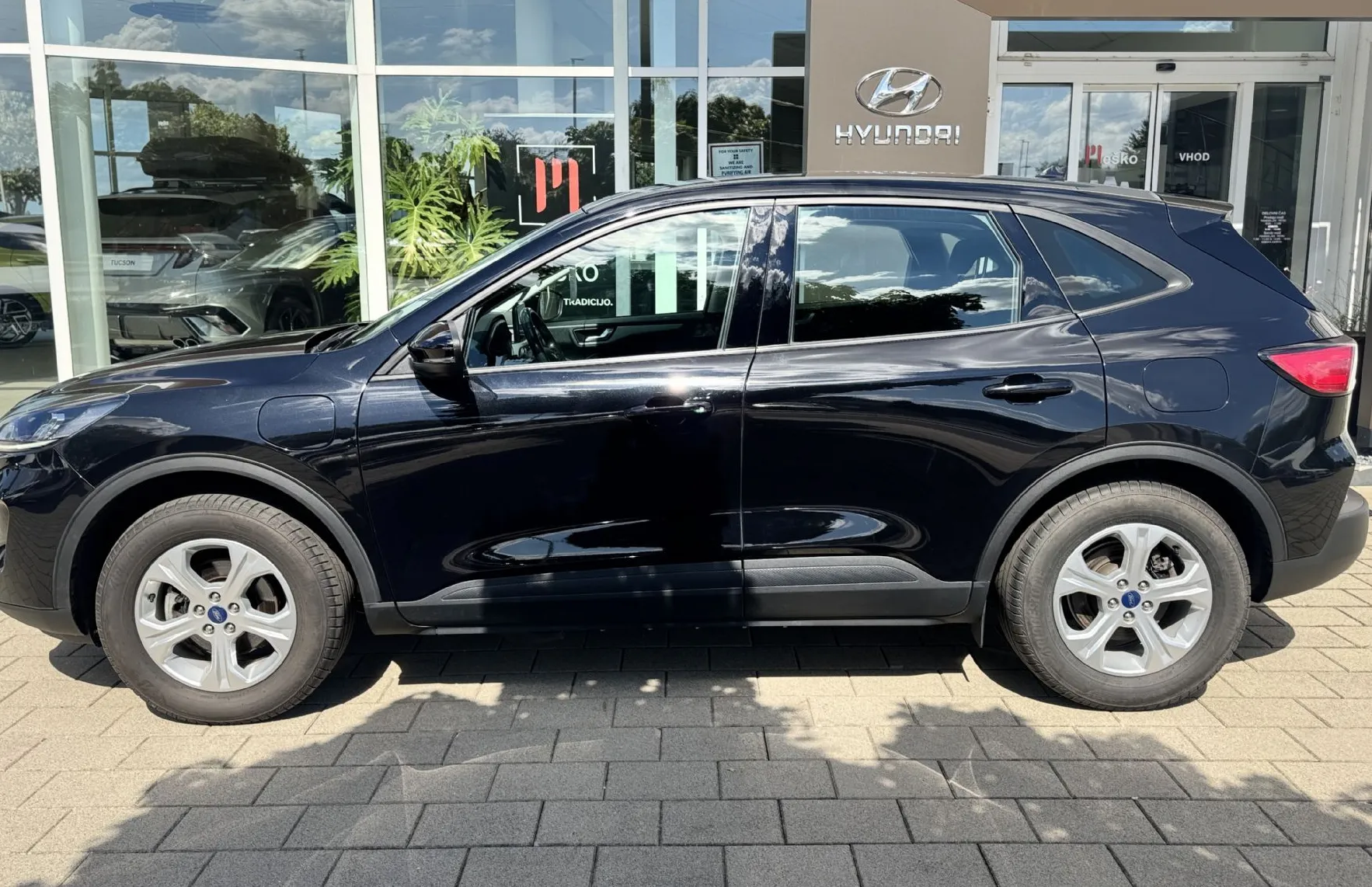 Zunanja slika - Ford Kuga - 2.0 PHEV-1last-navi-pdc-alu-acc-vl.kljuka-servisir - 3